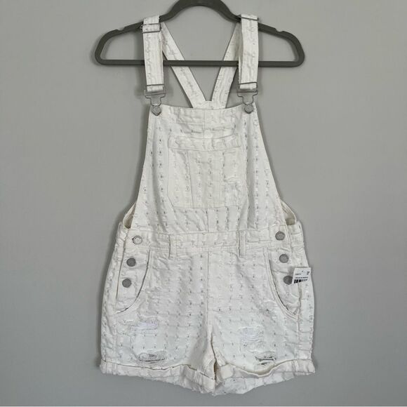 NWT Blank NYC Eyes On You Distressed Perforated White Overall Shorts, Size 25 - Picture 3 of 12
